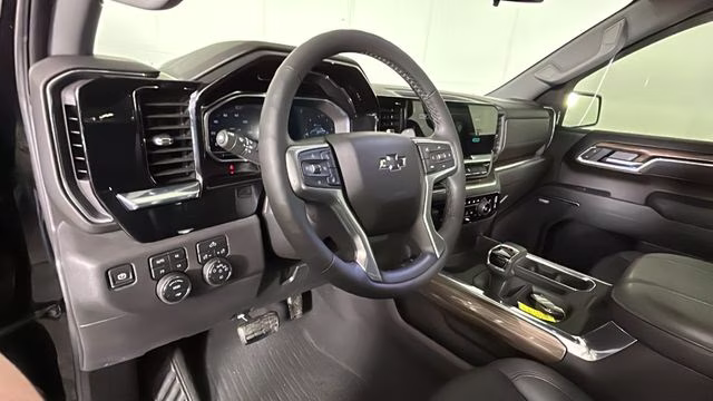 2025 Black Chevrolet Silverado 1500 LT Trail Boss 4X4 Truck