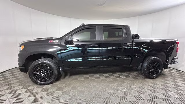 2025 Black Chevrolet Silverado 1500 LT Trail Boss 4X4 Truck