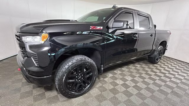 2025 Black Chevrolet Silverado 1500 LT Trail Boss 4X4 Truck