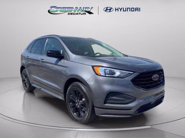 2024 Gray Metallic Ford Edge SE AWD SUV