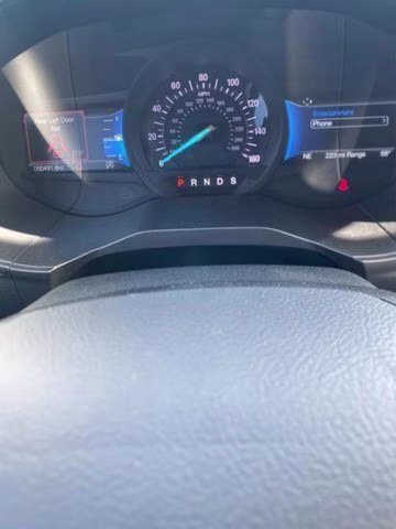 2024 Gray Metallic Ford Edge SE AWD SUV