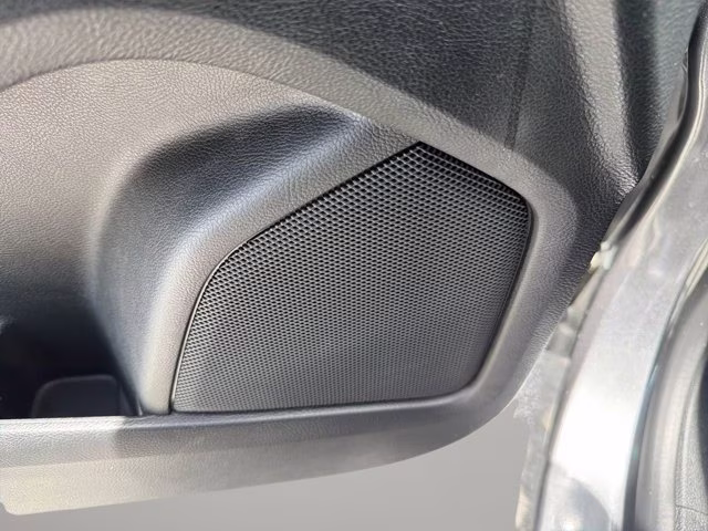 2024 Gray Metallic Ford Edge SE AWD SUV