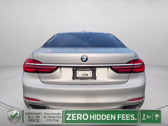 2018 Glacier Silver Metallic BMW 7 Series 750i RWD Sedan