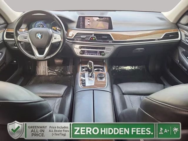 2018 Glacier Silver Metallic BMW 7 Series 750i RWD Sedan