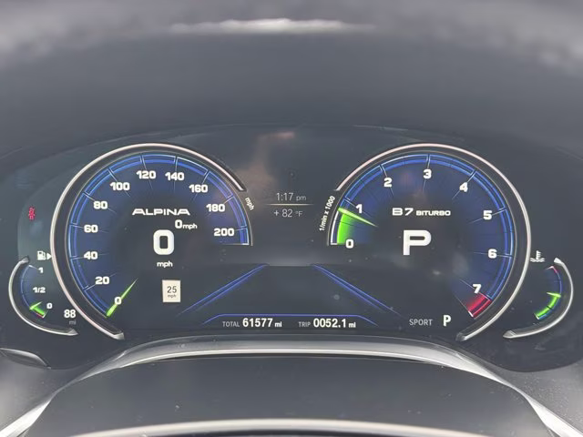 2018 Glacier Silver Metallic BMW 7 Series 750i RWD Sedan