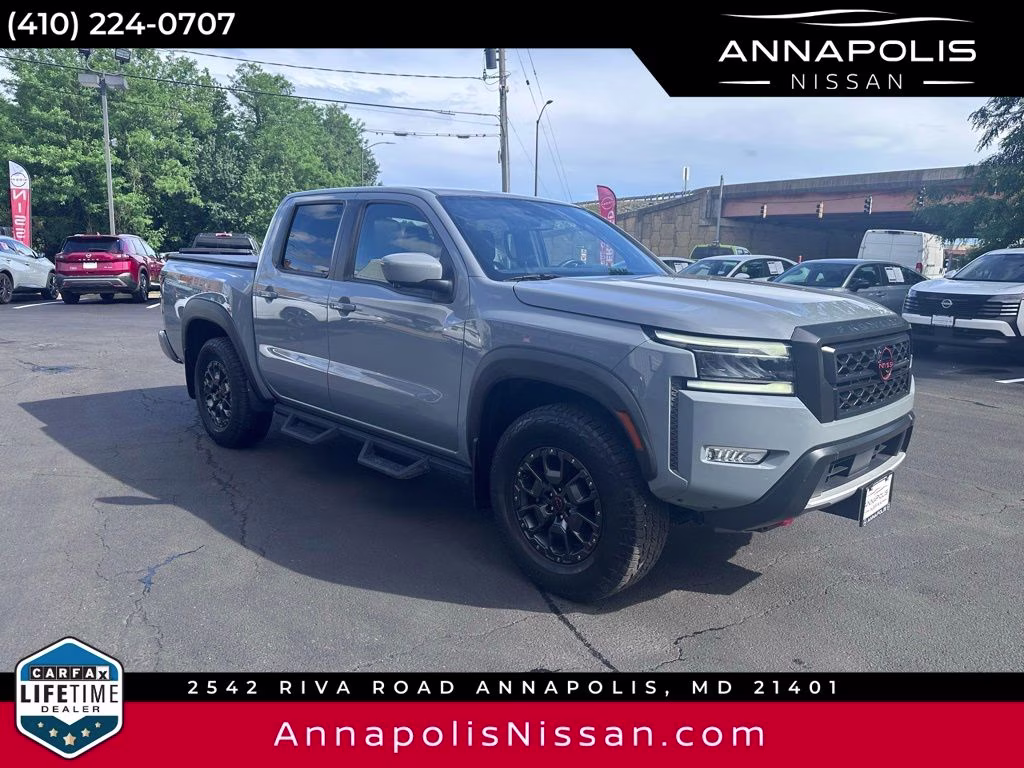 2023 Nissan Frontier PRO-4X Crew Cab 4X4's photo