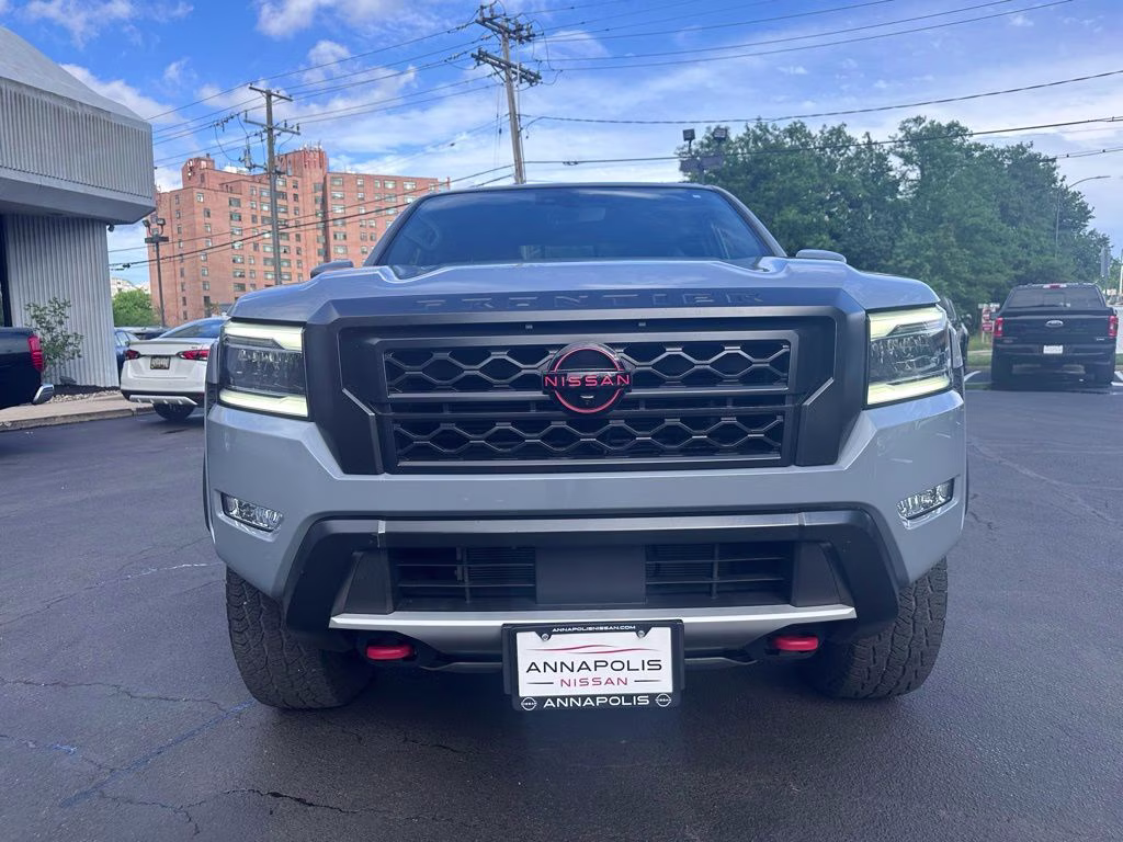 2023 Boulder Gray Pearl Nissan Frontier PRO-4X 4X4 Truck