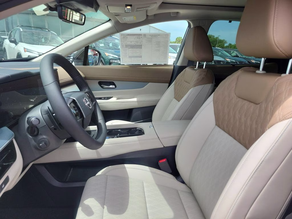 2026 Champagne Silver Metallic Nissan Murano Platinum AWD SUV