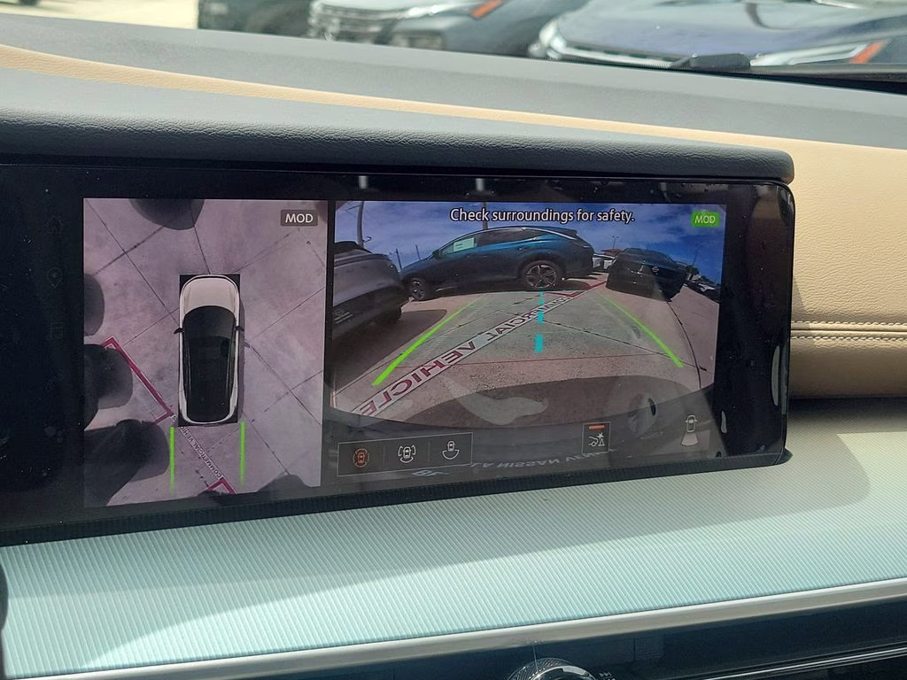 2026 Champagne Silver Metallic Nissan Murano Platinum AWD SUV