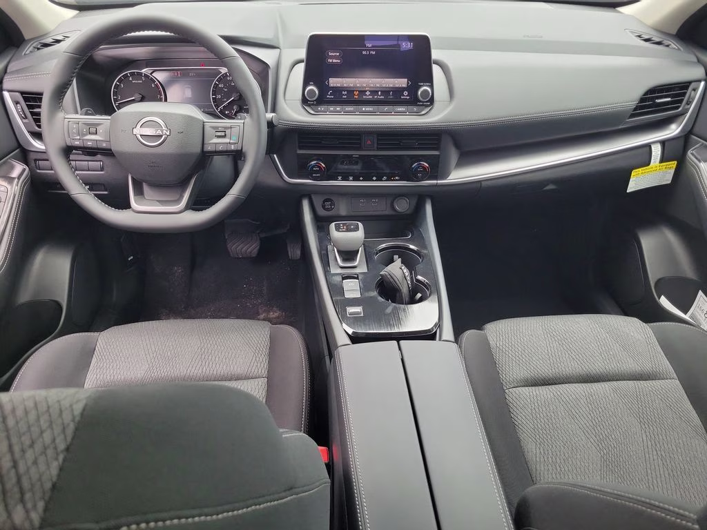 2026 Boulder Gray Pearl Nissan Rogue SV FWD SUV