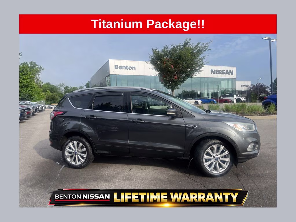 2017 Magnetic Ford Escape Titanium FWD SUV