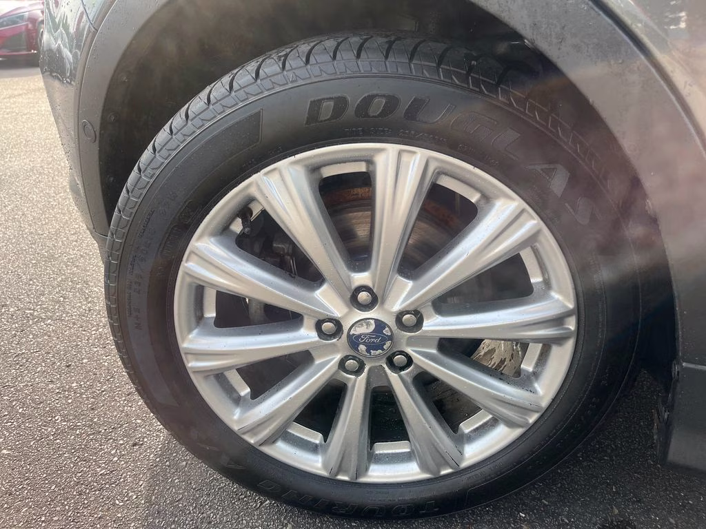 2017 Magnetic Ford Escape Titanium FWD SUV
