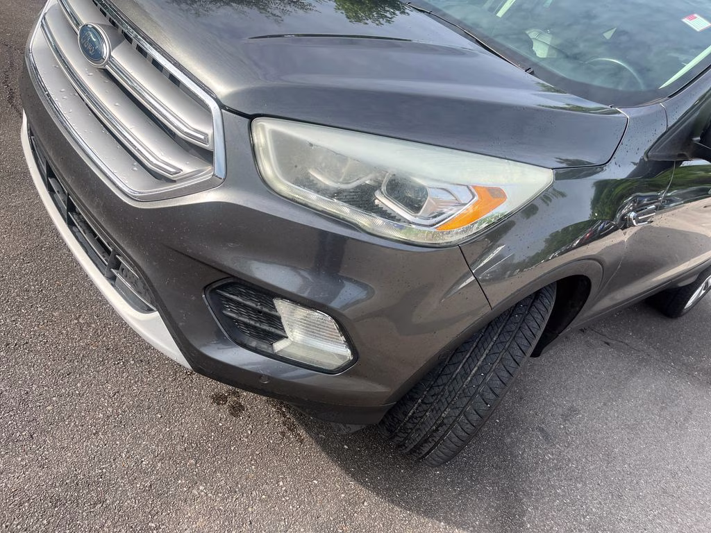 2017 Magnetic Ford Escape Titanium FWD SUV