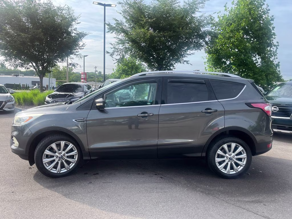 2017 Magnetic Ford Escape Titanium FWD SUV