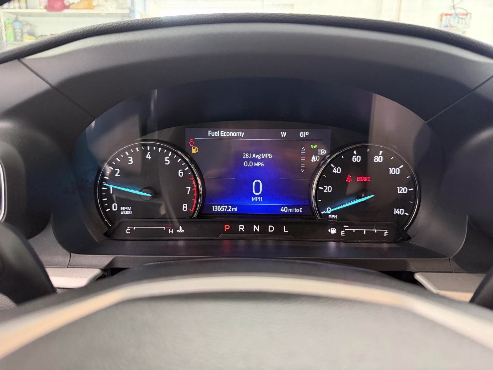 2023 Star White Metallic Tri-Coat Ford Explorer XLT 4X4 SUV