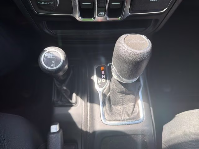 2021 Sting-Gray Clearcoat Jeep Gladiator Willys 4X4 Truck