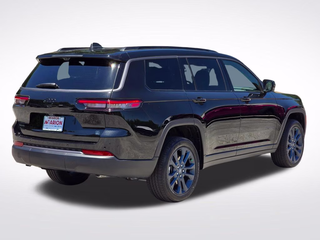 2026 Diamond Black Crystal Pearlcoat Jeep Grand Cherokee L Limited 4X4 SUV