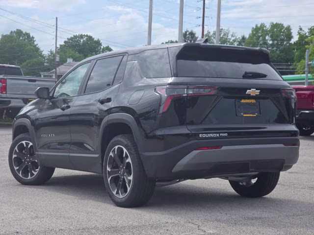 2026 Mosaic Black Metallic Chevrolet Equinox LT AWD SUV