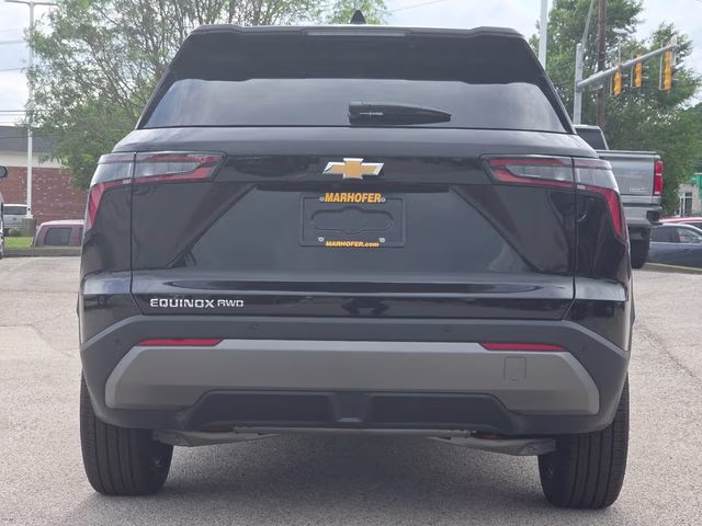 2026 Mosaic Black Metallic Chevrolet Equinox LT AWD SUV