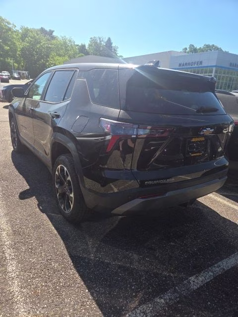 2026 Mosaic Black Metallic Chevrolet Equinox LT AWD SUV