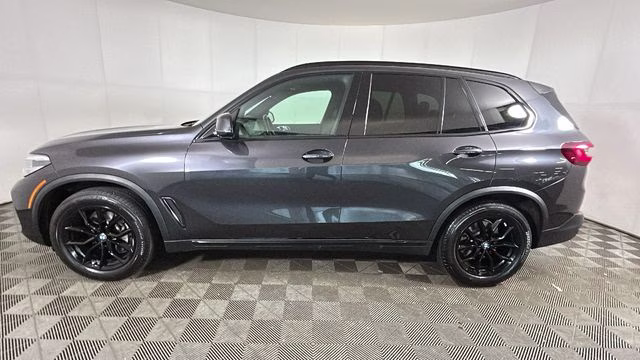 2022 Dark Graphite Metallic BMW X5 xDrive40i AWD SUV
