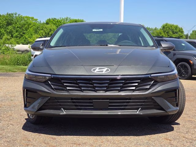 2026 Amazon Gray Hyundai Elantra Limited FWD Sedan