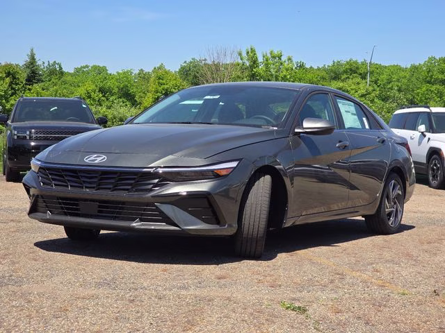 2026 Amazon Gray Hyundai Elantra Limited FWD Sedan