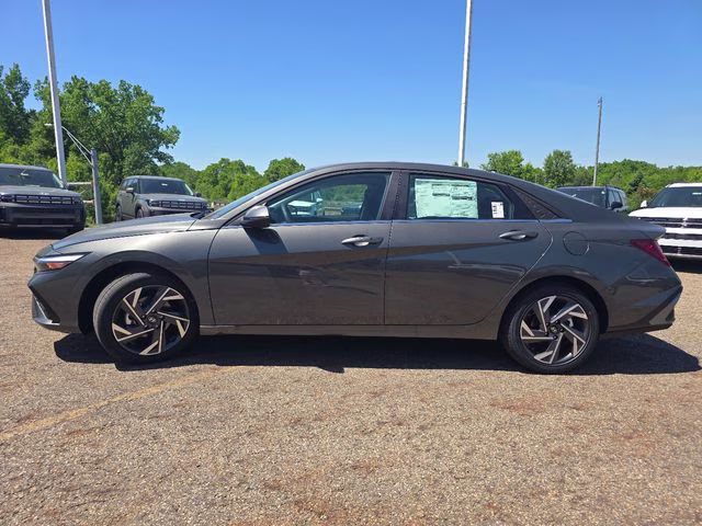 2026 Amazon Gray Hyundai Elantra Limited FWD Sedan