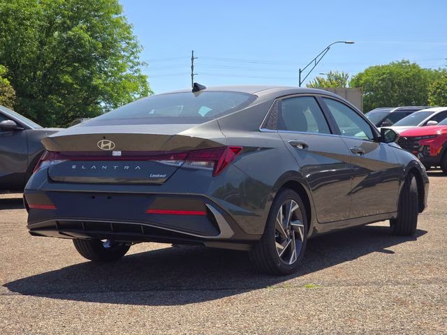 2026 Amazon Gray Hyundai Elantra Limited FWD Sedan