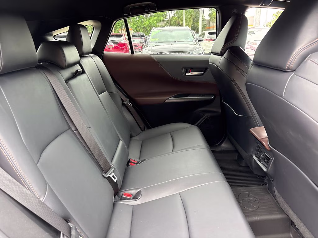 2022 Coastal Gray Toyota Venza XLE AWD SUV