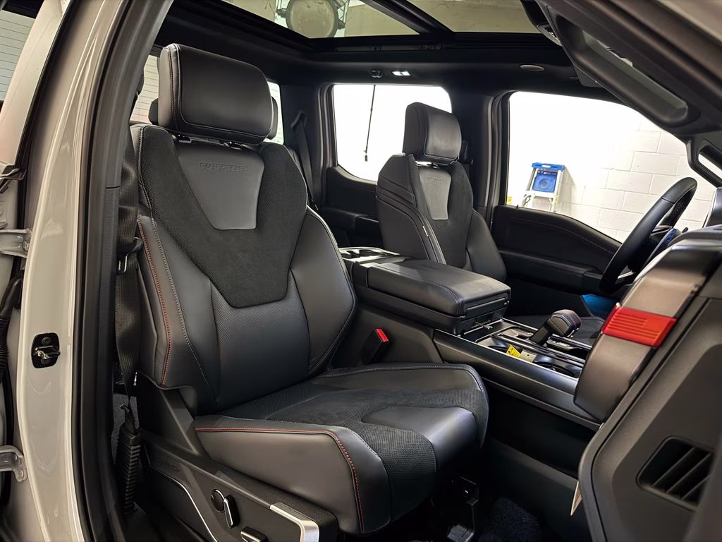 2026 Avalanche Ford F-150 Raptor 4X4 Truck