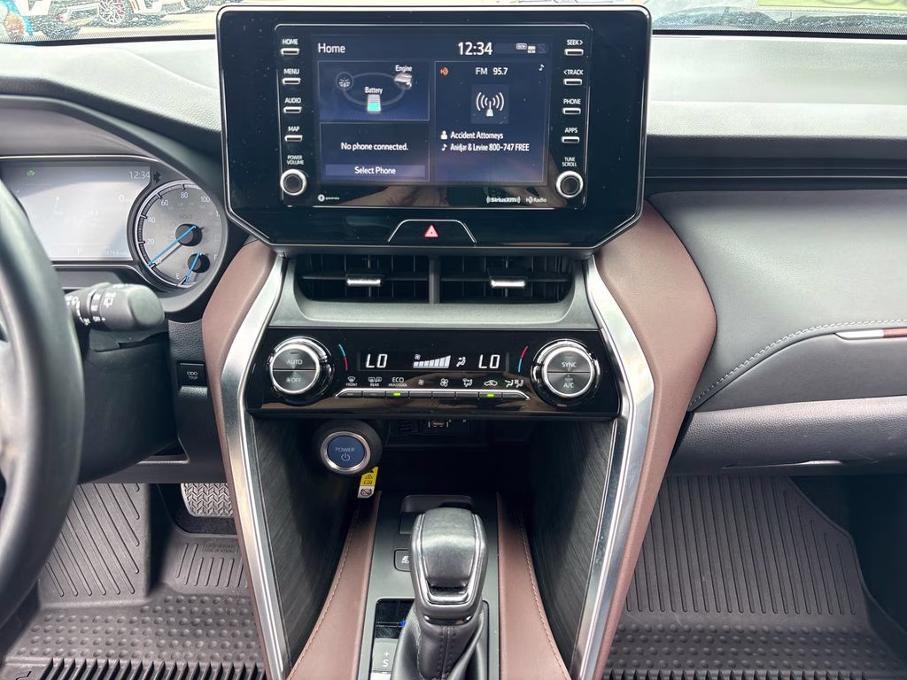 2022 Coastal Gray Toyota Venza XLE AWD SUV