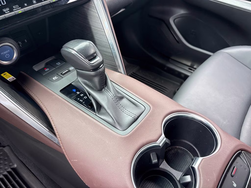 2022 Coastal Gray Toyota Venza XLE AWD SUV