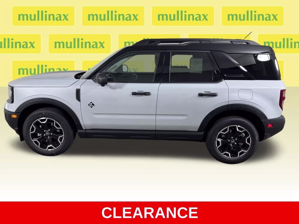2026 Space White Metallic Ford Bronco Sport Outer Banks 4X4 SUV