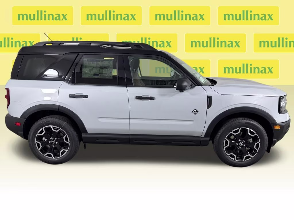 2026 Space White Metallic Ford Bronco Sport Outer Banks 4X4 SUV