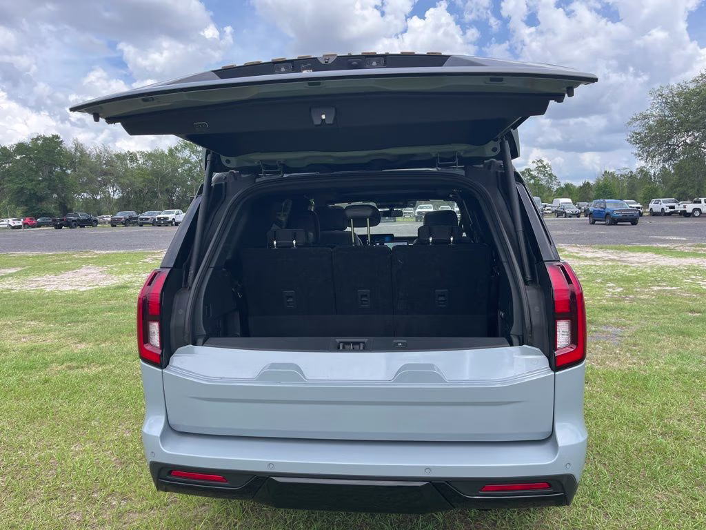 2025 Gray Metallic Ford Expedition Tremor 4X4 SUV