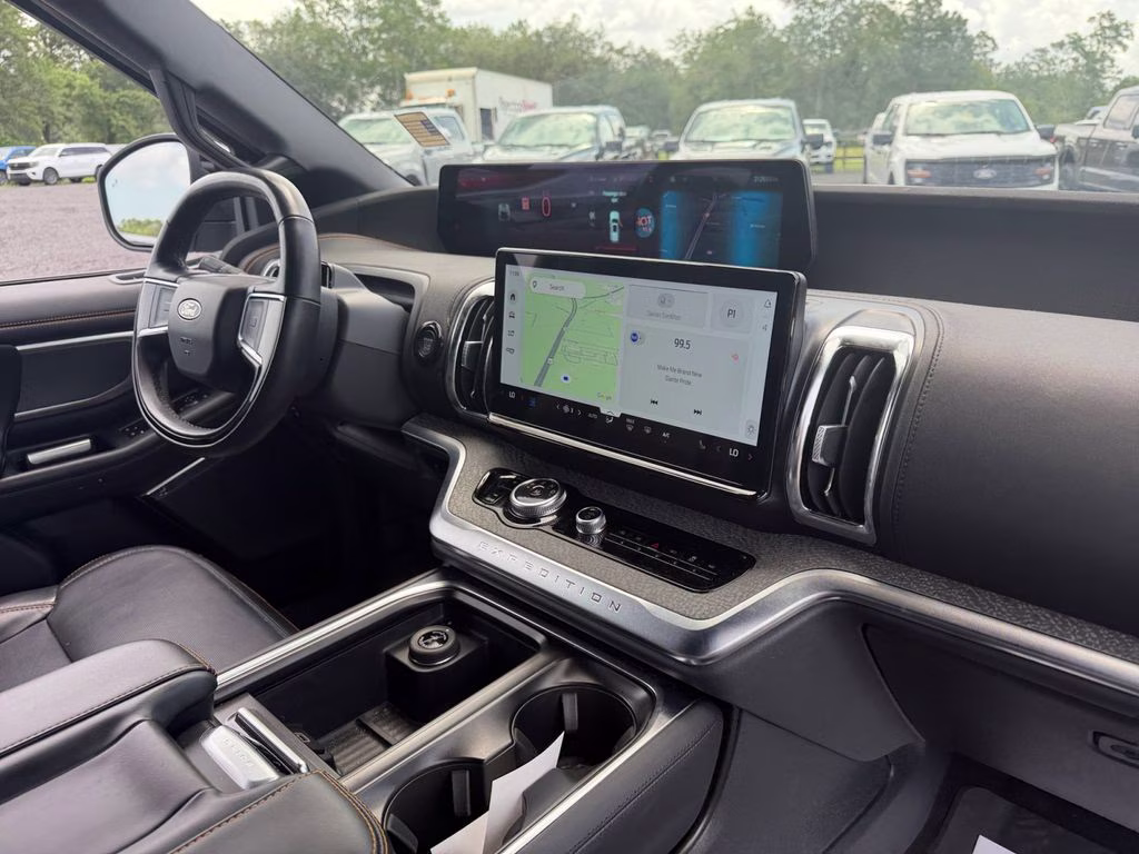 2025 Gray Metallic Ford Expedition Tremor 4X4 SUV