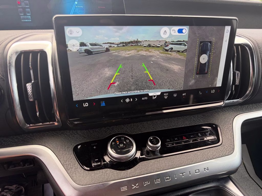 2025 Gray Metallic Ford Expedition Tremor 4X4 SUV