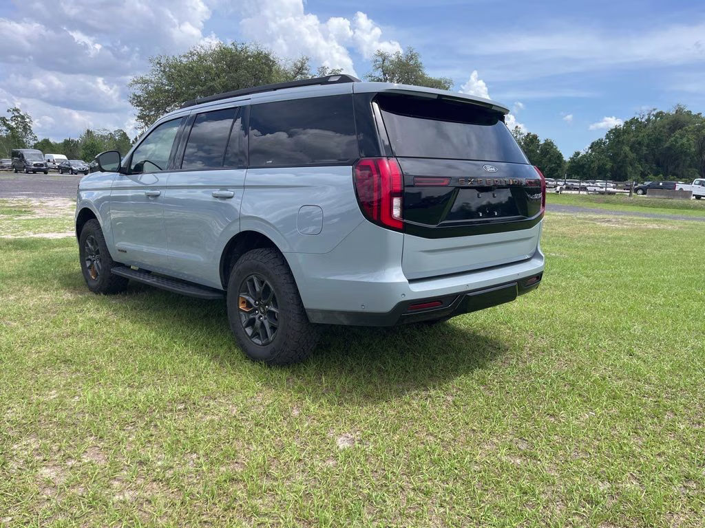 2025 Gray Metallic Ford Expedition Tremor 4X4 SUV