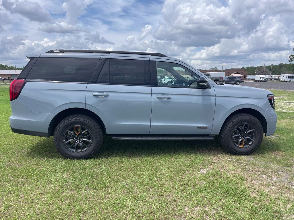 2025 Gray Metallic Ford Expedition Tremor 4X4 SUV