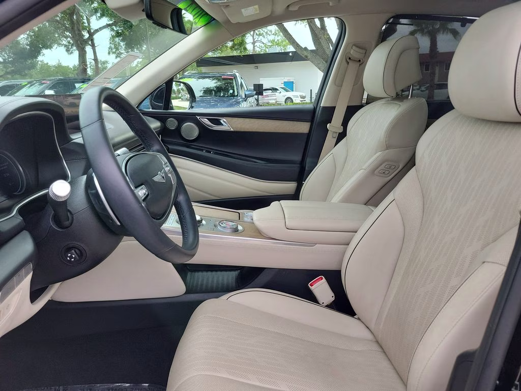 2024 Vik Black Genesis GV80 2.5T (A8) AWD SUV