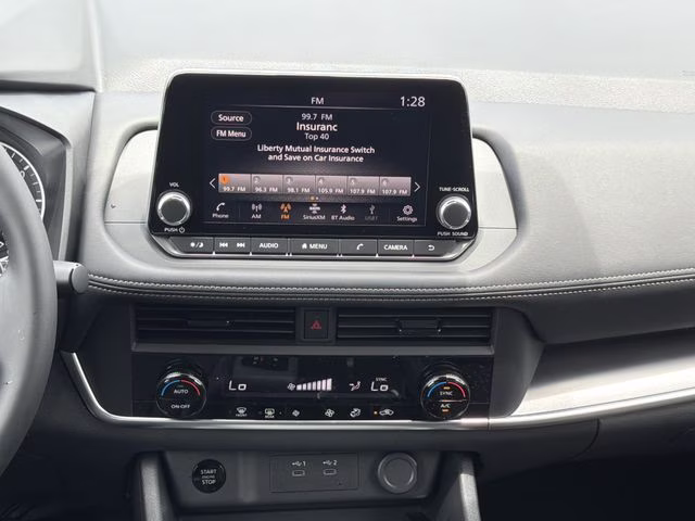 2026 Everest White Pearl Tricoat Nissan Rogue SV FWD SUV