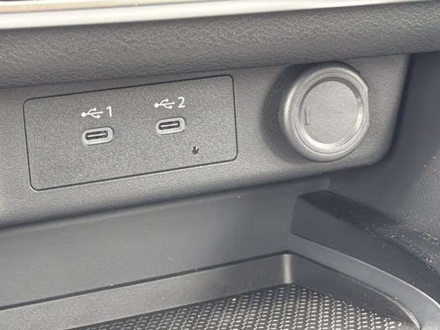 2026 Everest White Pearl Tricoat Nissan Rogue SV FWD SUV