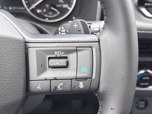 2026 Everest White Pearl Tricoat Nissan Rogue SV FWD SUV