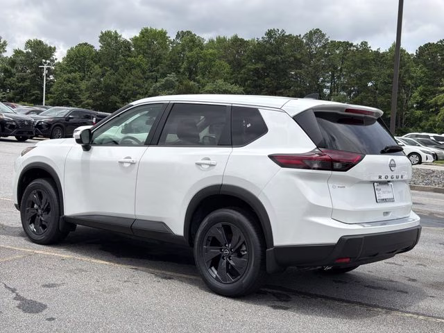 2026 Everest White Pearl Tricoat Nissan Rogue SV FWD SUV