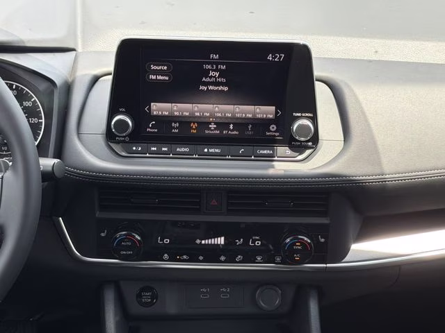2026 Boulder Gray Pearl Nissan Rogue Dark Armor FWD SUV