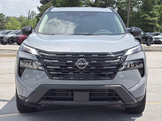 2026 Boulder Gray Pearl Nissan Rogue Dark Armor FWD SUV
