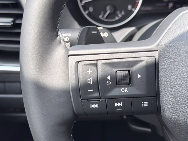 2026 Boulder Gray Pearl Nissan Rogue Dark Armor FWD SUV