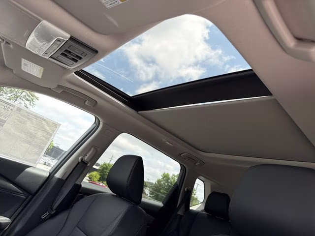 2026 Boulder Gray Pearl Nissan Rogue Dark Armor FWD SUV