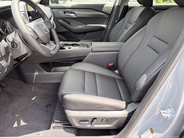 2026 Boulder Gray Pearl Nissan Rogue Dark Armor FWD SUV